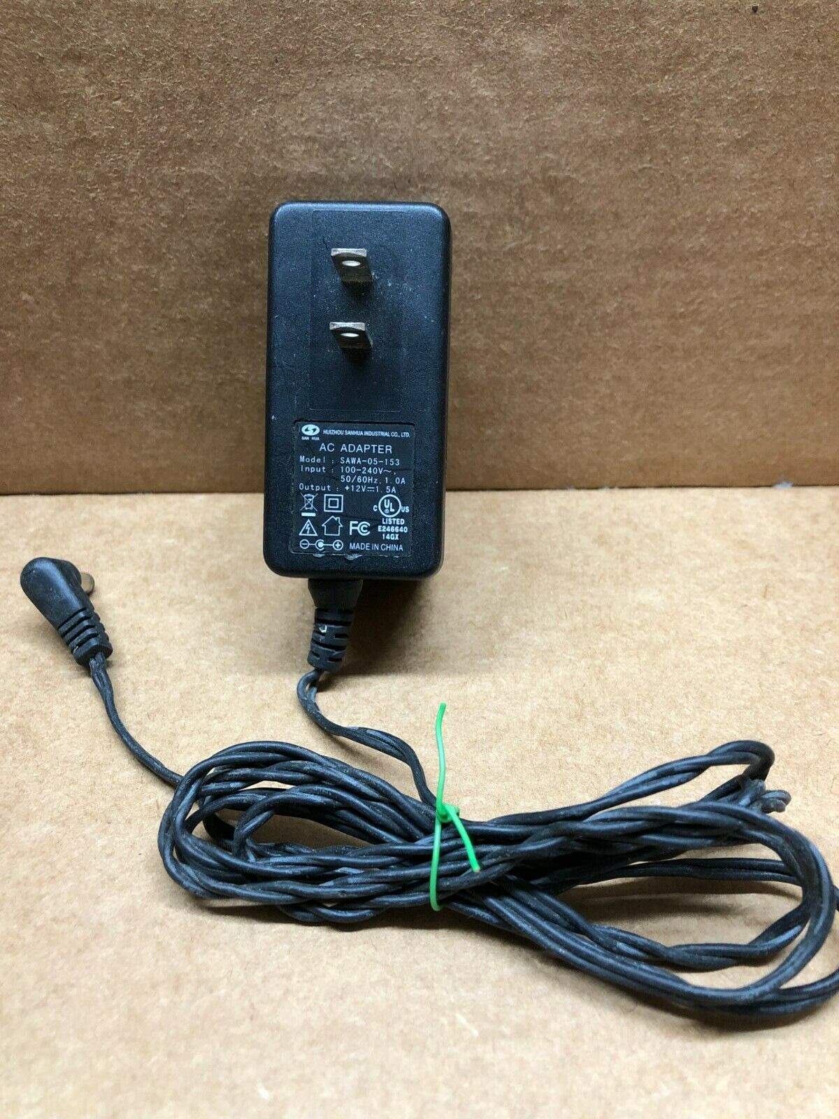 HUIZHOU SANHUA IND SAWA-05-153 AC ADAPTER 100-240VAC 50/60Hz 1A TO 12VDC 1.5A Type: AC/DC Adapter