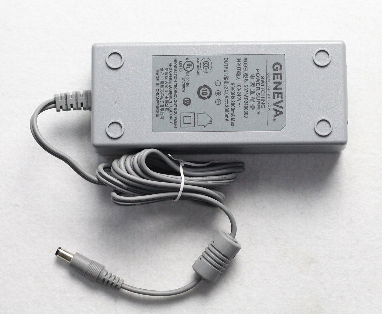 Switching Power Supply GENEVA S075AP2400300 AC Apapter 24V 3000mA Model: S075AP2400300 Type: AC t